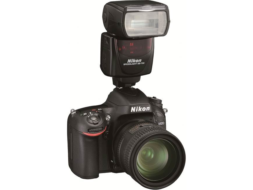 Nikon D600 with 3.5X Zoom Lens 24.3-megapixel full-frame sensor