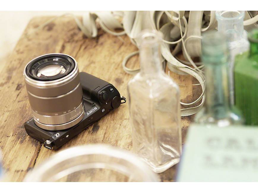 Sony Alpha NEX-5R with 3X Zoom Lens (Black) 16-megapixel digital