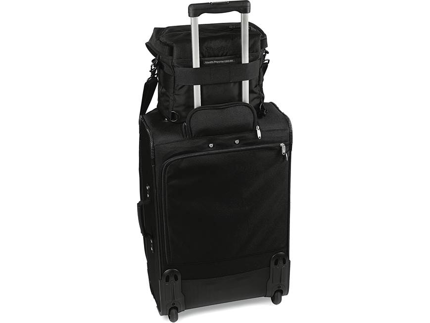 Lowepro Stealth Reporter D300 AW Weather-ready camera bag for