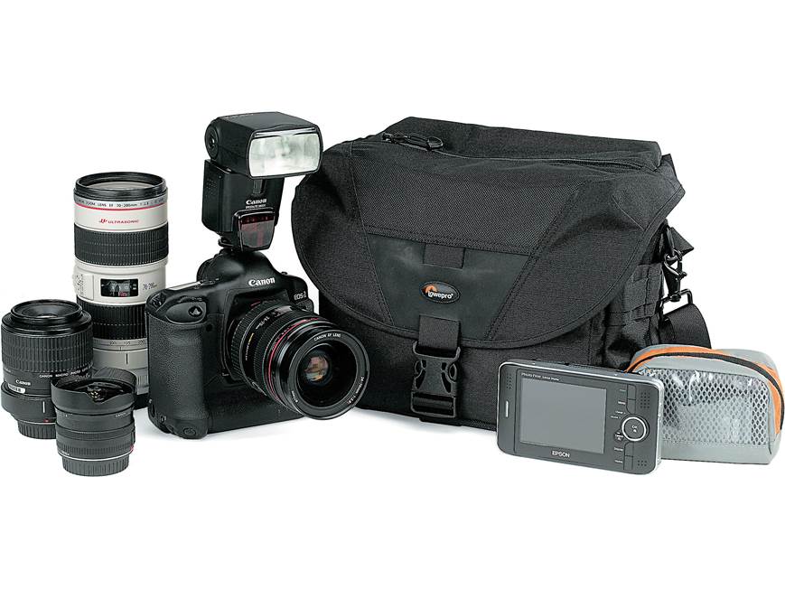 Lowepro Stealth Reporter D300 AW Weather-ready camera bag for