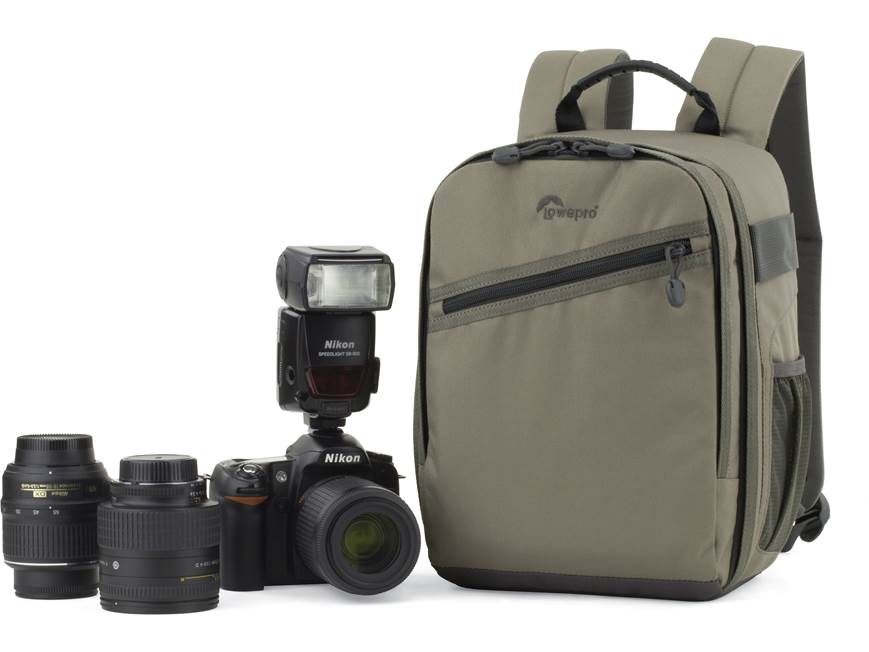 Lowepro Photo Traveler 150 Compact photo backpack for small DSLR