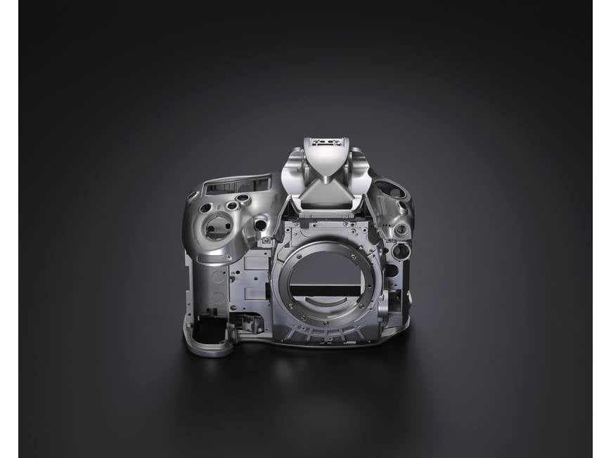 Nikon D800 (no lens included) 36-megapixel full-frame sensor