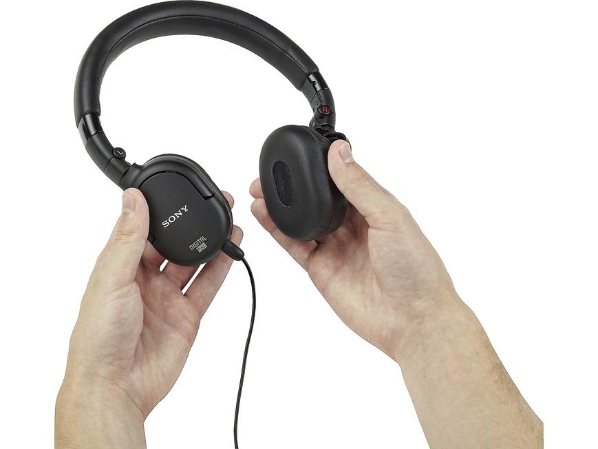 Sony MDR-NC200D Noise-canceling headphones at Crutchfield