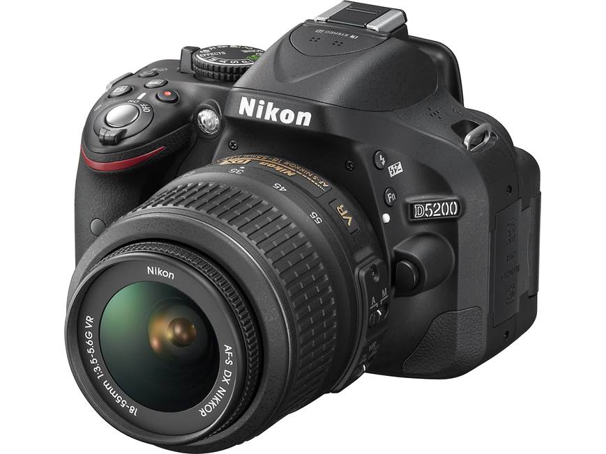 Nikon D5200 Kit (Black) 24.1-megapixel digital SLR camera with 18
