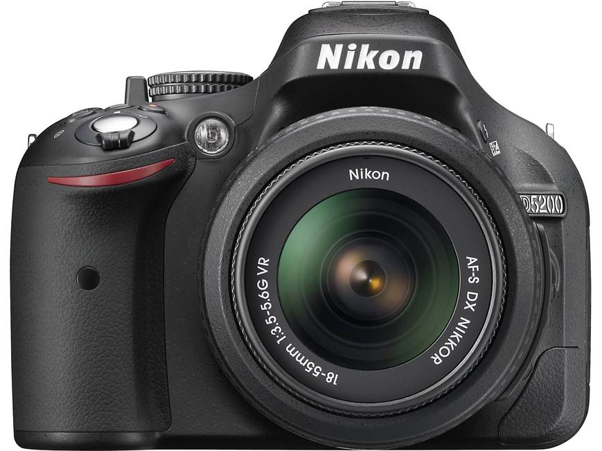Nikon D5200 Wズームキット BLACK Nikon D5200 Kit (Black) 24.1-megapixel digital SLR camera with 18
