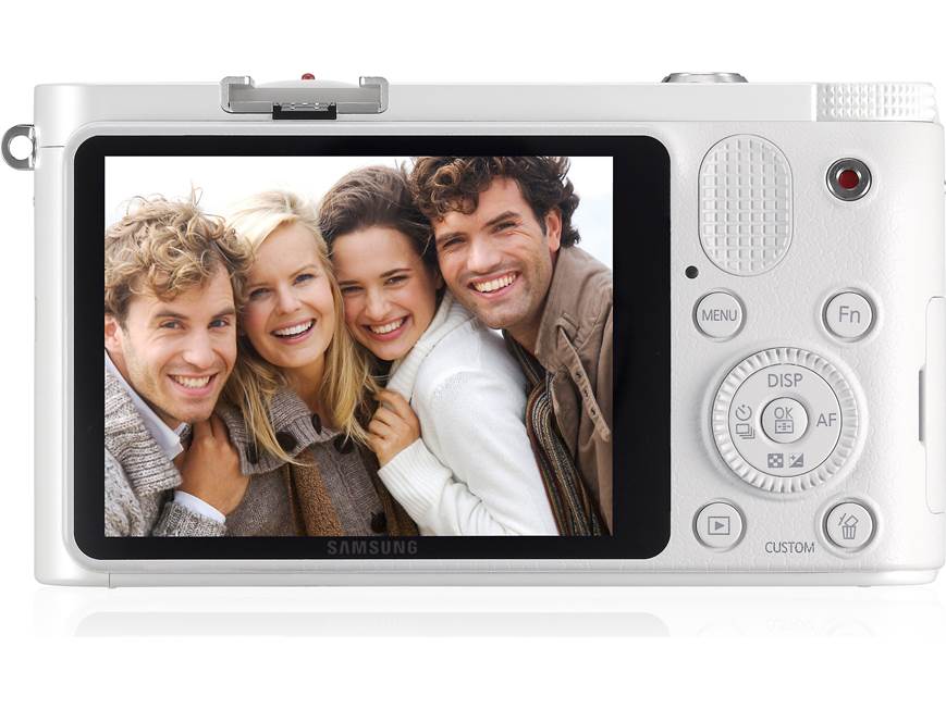 Samsung NX1000 with 2.5X Zoom Lens (White) 20.3-megapixel hybrid