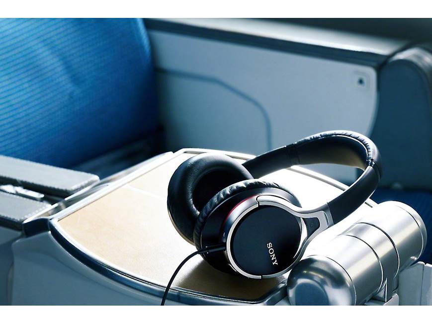 Sony MDR-10RNC Noise canceling headphones with in-line remote and