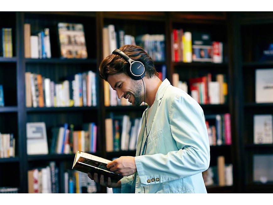 Sony MDR-10R Over-the-ear headphones with in-line remote and