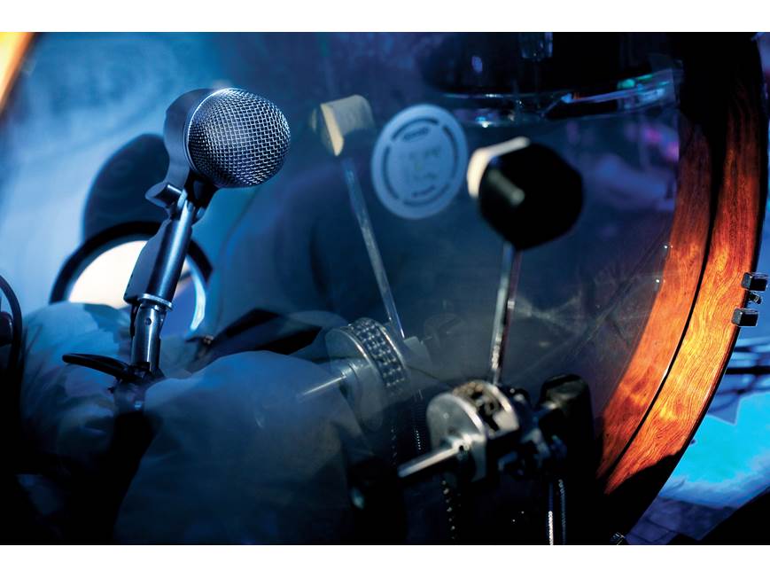 Shure BETA 52A Large-diaphragm supercardioid dynamic microphone at