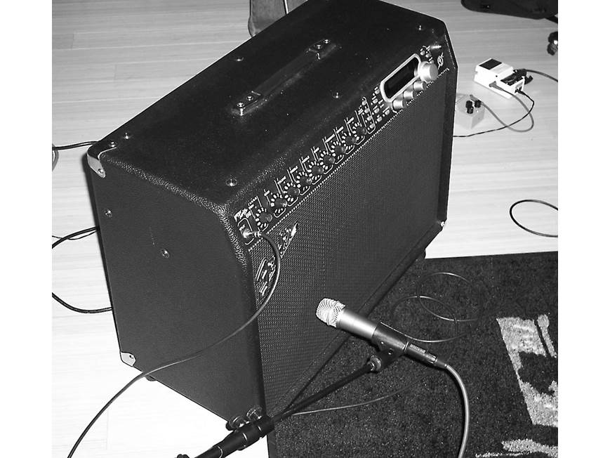 Shure BETA 57A Supercardioid dynamic microphone at Crutchfield