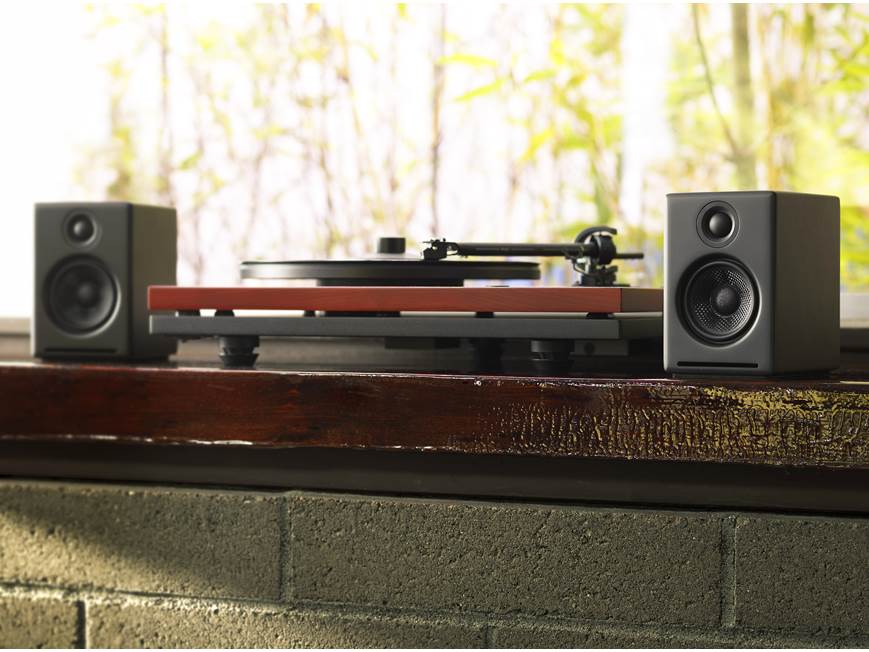楽器 audioengine A2+ SATIN BLACK Audioengine A2+ (Satin Black) Powered desktop stereo speaker