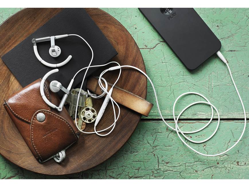 Bang & Olufsen Beoplay EarSet 3i (White) In-ear headphones with in