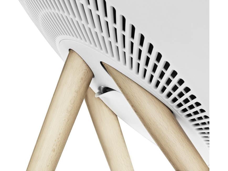 Bang & Olufsen BeoPlay A9 (White with maple legs): price