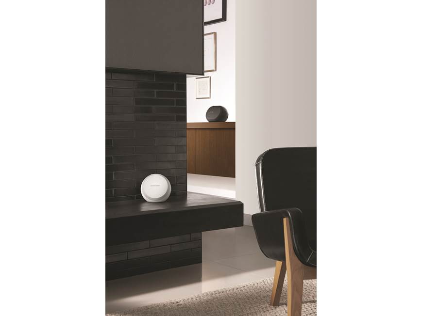 Harman Kardon Omni 10 (White) Compact wireless powered speaker