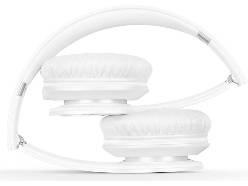 Beats by Dr. Dre® Solo® HD (White) On-Ear Headphone with in-line