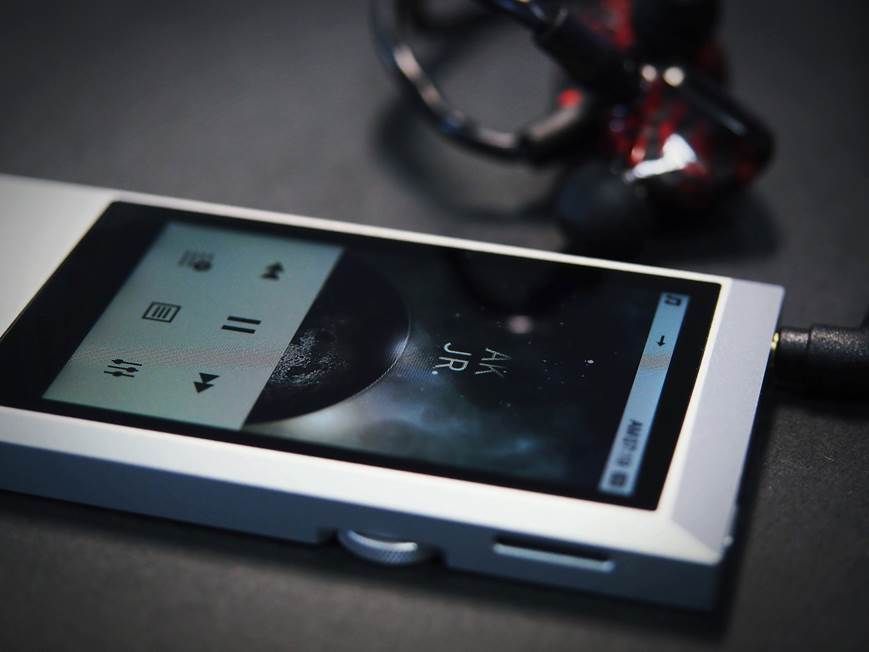 Astell & Kern AK Junior Ultra-compact high-resolution portable
