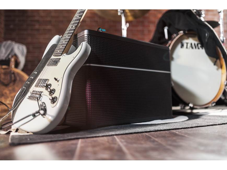 Line 6 AMPLIFi™ 150 150-watt guitar amplifier/Bluetooth® speaker 