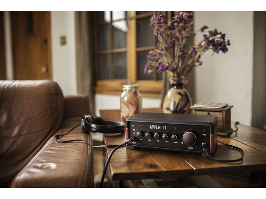 Line 6 AMPLIFi® TT Guitar processor/Bluetooth® receiver at Crutchfield