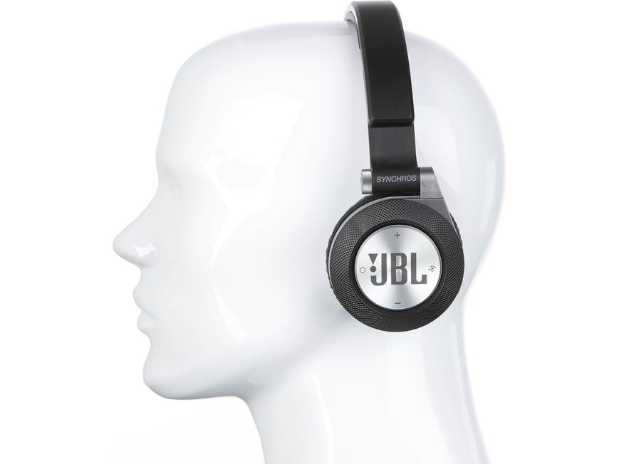 JBL Synchros E40BT (Black) On-ear Bluetooth® headphones (Black) at