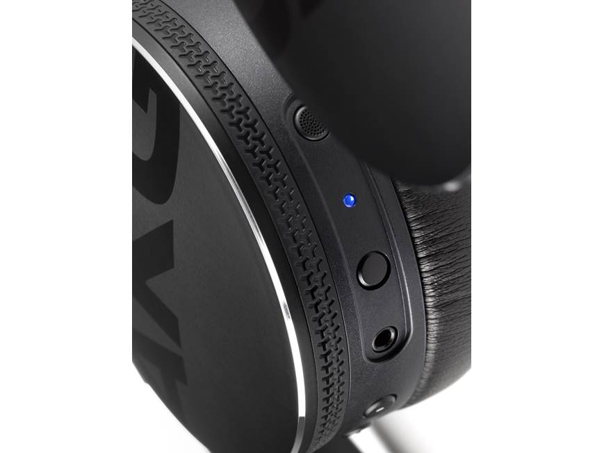 AKG Y50BT (Black) On-ear Bluetooth® wireless headphones (Black) at