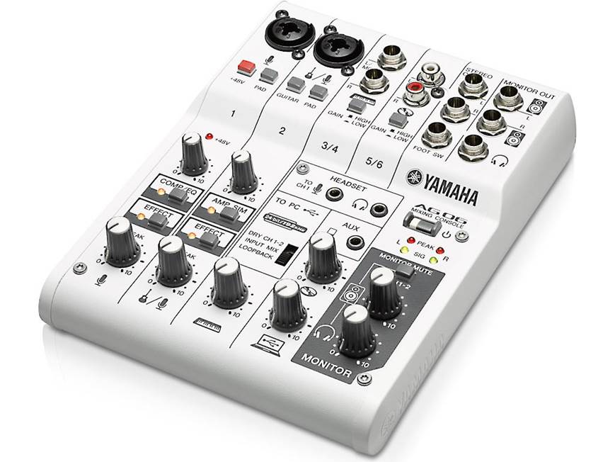 Yamaha AG06 6-channel mixer and USB 2.0 computer/iPad® recording
