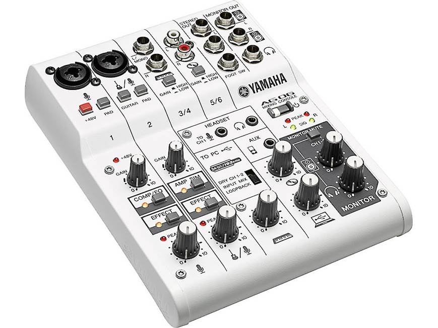Yamaha AG06 6-channel mixer and USB 2.0 computer/iPad® recording