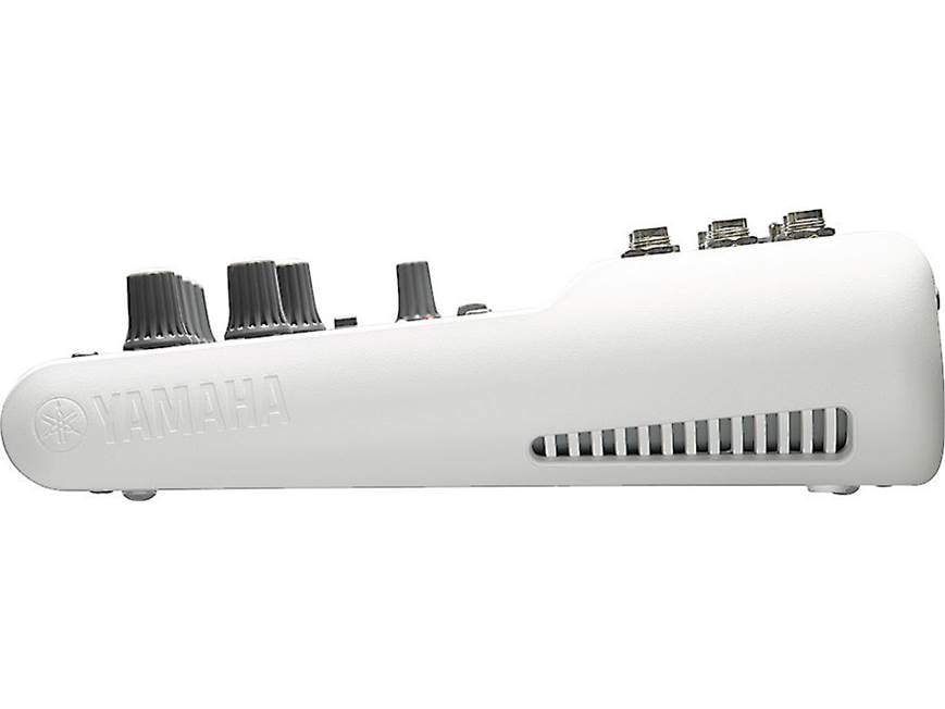 Yamaha AG06 6-channel mixer and USB 2.0 computer/iPad® recording