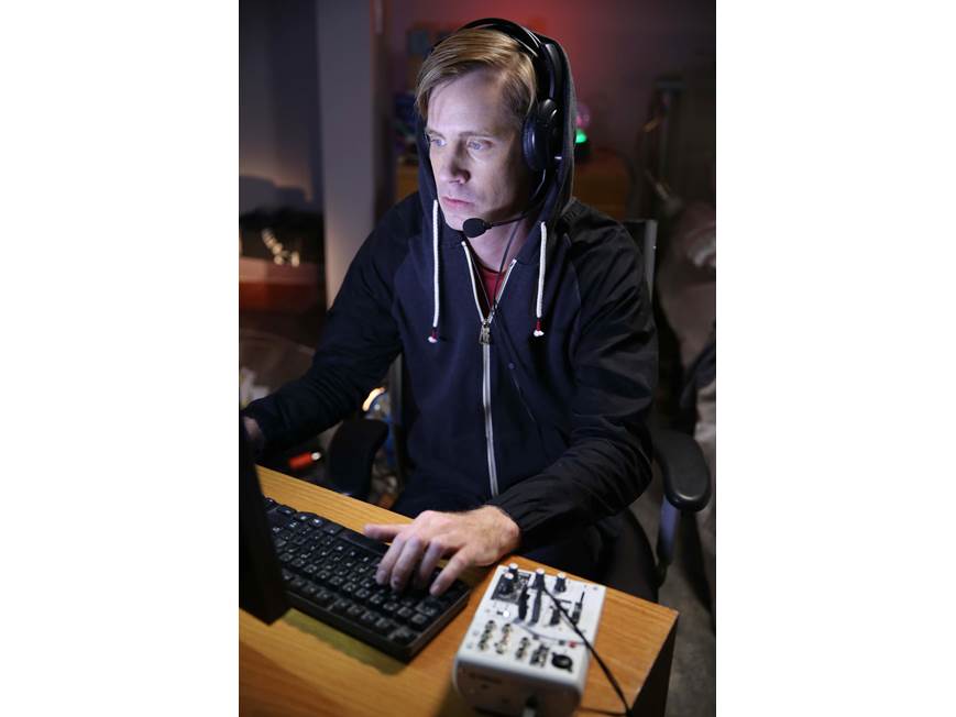 Yamaha AG03 3-channel mixer and USB 2.0 computer/iPad® recording