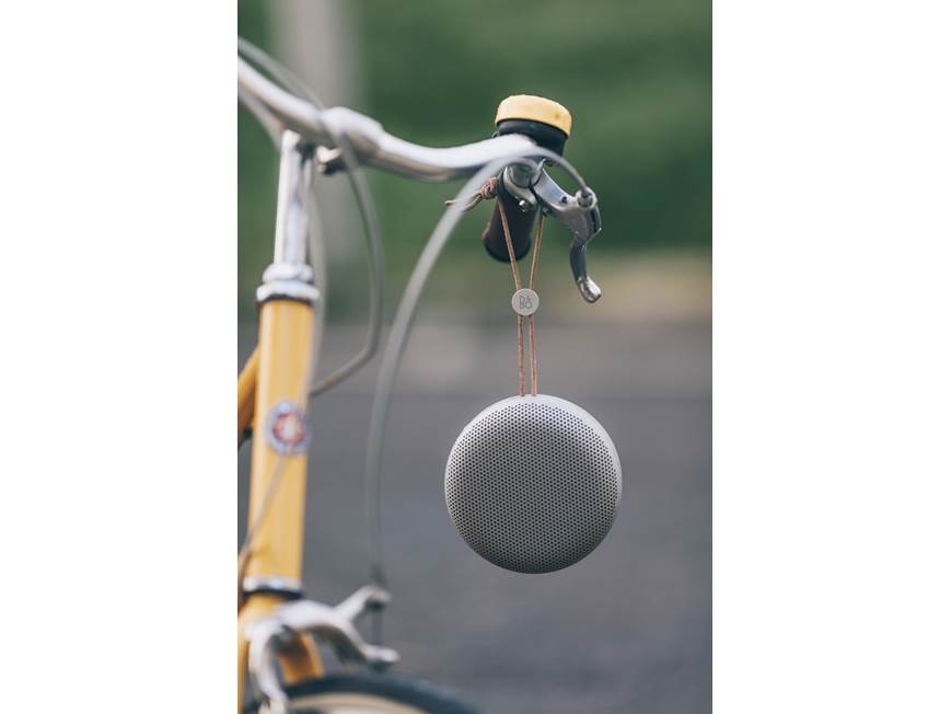 Bang & Olufsen Beoplay A1 (Natural) Portable Bluetooth® speaker