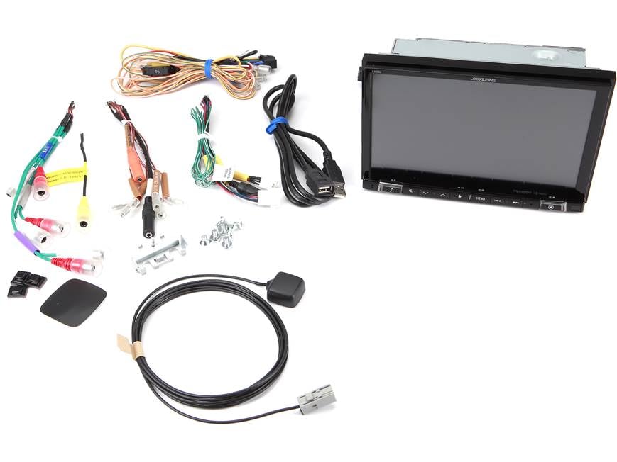 Alpine X108U Digital media navigation receiver with 8