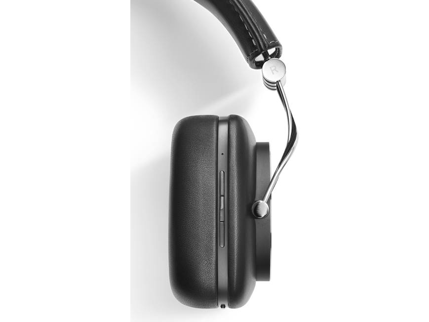 Bowers & Wilkins P7 Wireless Over-ear Bluetooth® headphones at