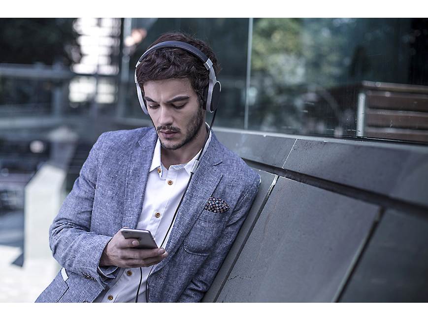 ヘッドホン上部にファスナー跡あり】KEF M500 ヘッドホン上部に