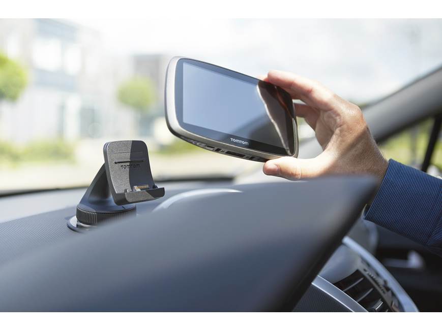 TomTom GO 600 Portable navigator with 6