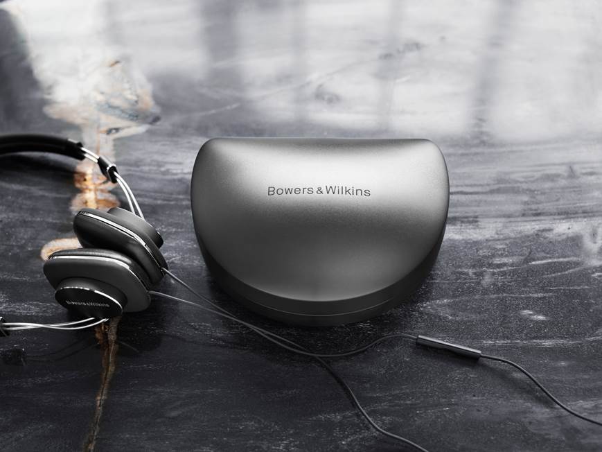 Bowers & Wilkins P3 Series 2 On-ear headphones with Apple® remote
