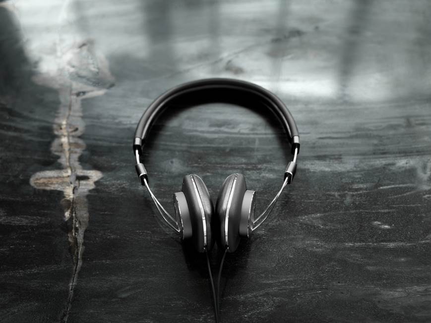 Bowers & Wilkins P3 Series 2 On-ear headphones with Apple® remote