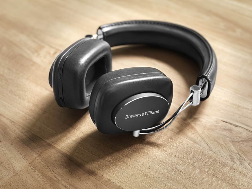 Bowers & Wilkins P7 Wireless Over-ear Bluetooth® headphones at