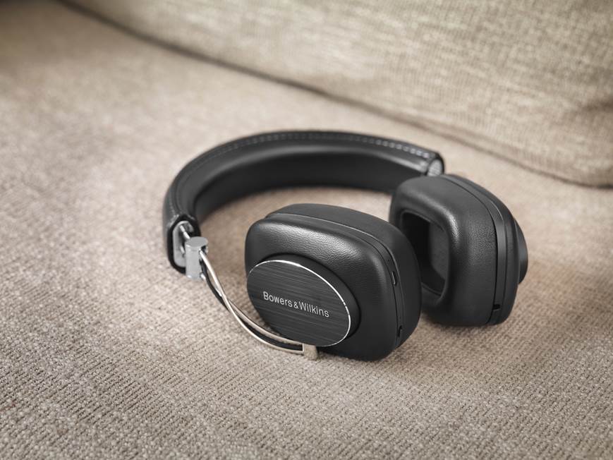 Bowers & Wilkins P7 Wireless Over-ear Bluetooth® headphones at