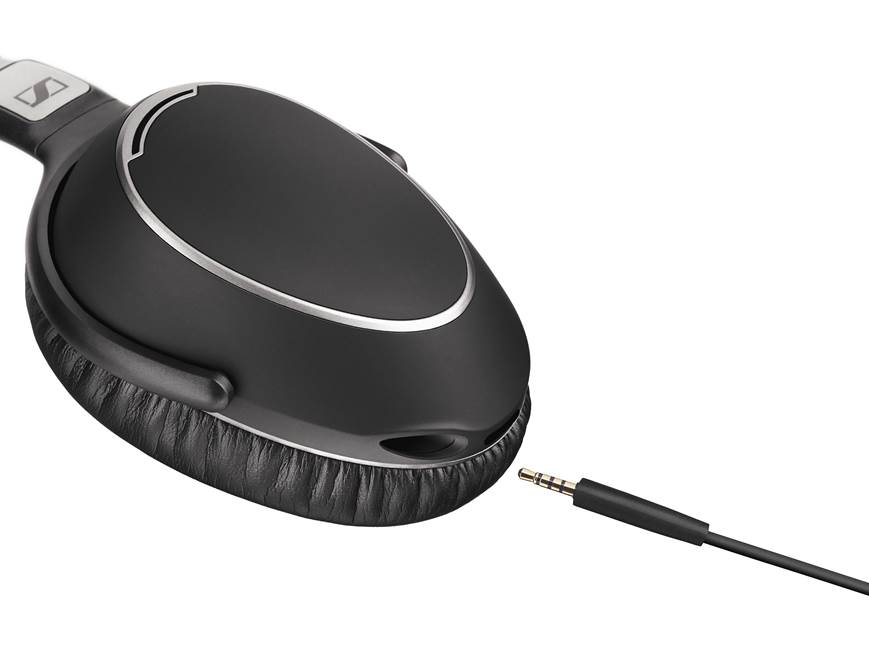 Sennheiser PXC 480 Over-ear noise-canceling headphones with remote