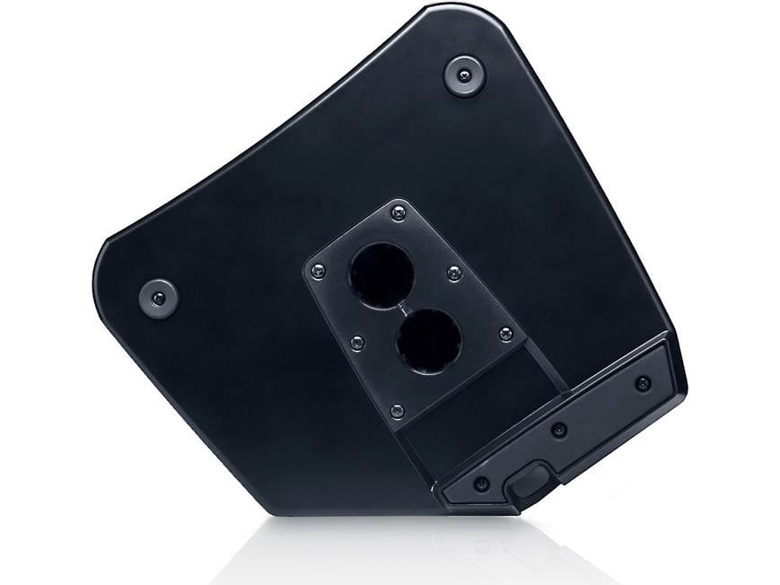 QSC K8.2 8