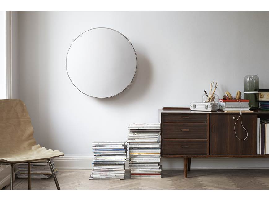 Bang & Olufsen Beoplay A9 (White with Maple Legs) Powered speaker