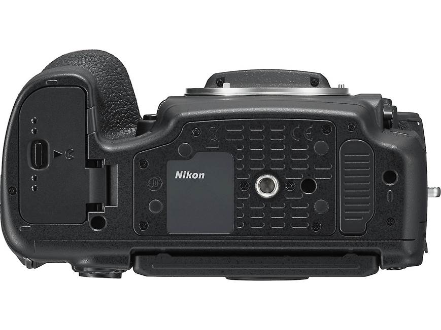 Nikon D850 (no lens included) 45.7-megapixel full-frame sensor