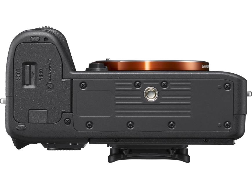 Sony Alpha a7R III (no lens included) Full-frame 42-megapixel
