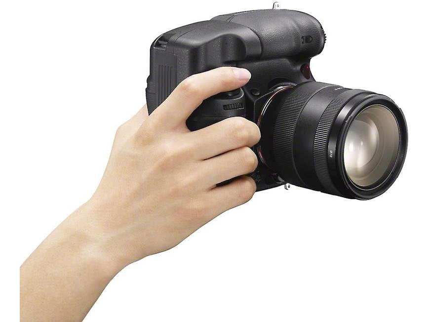 Sony VG-C77AM Vertical Grip for Sony a99 II, a77, and a77 II DSLR