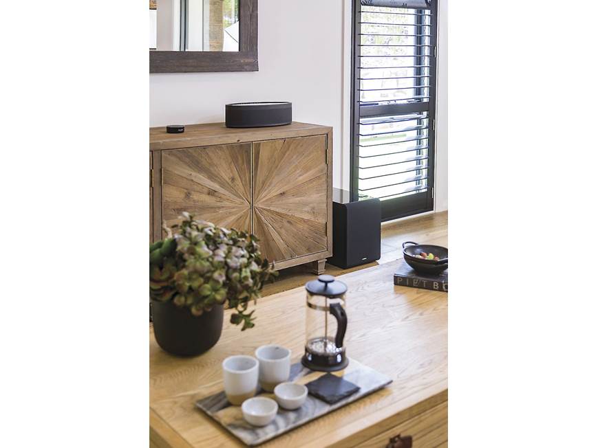 Yamaha MusicCast 50 (WX-051) (Black) Wireless powered speaker with