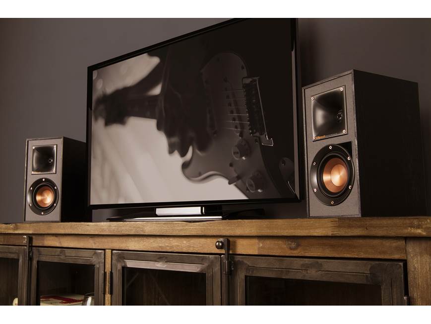 Klipsch Reference R-41PM Powered bookshelf speakers with Klipsch Reference R-41PM Powered bookshelf speakers with