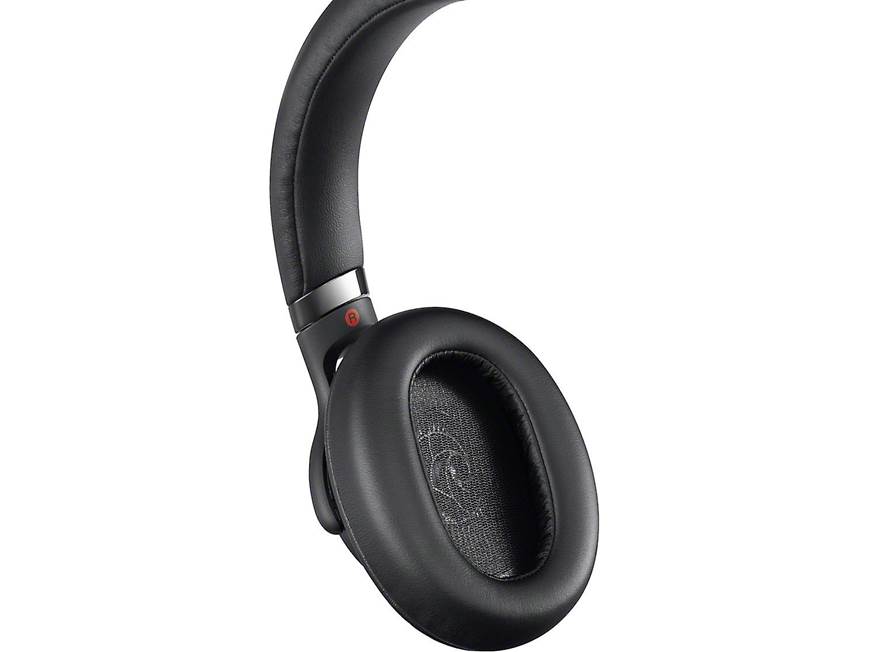 Sony MDR-1AM2 Over-ear headphones at Crutchfield