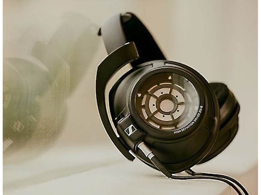 Sennheiser HD 820 Closed-back audiophile headphones at Crutchfield