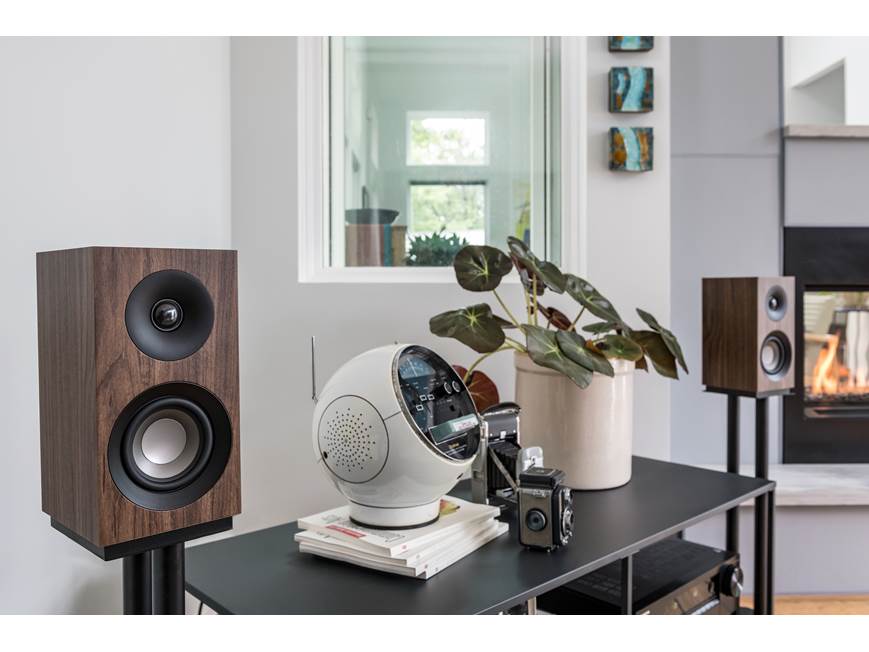 Jamo S 801 (Walnut) Bookshelf speakers (Walnut) at Crutchfield