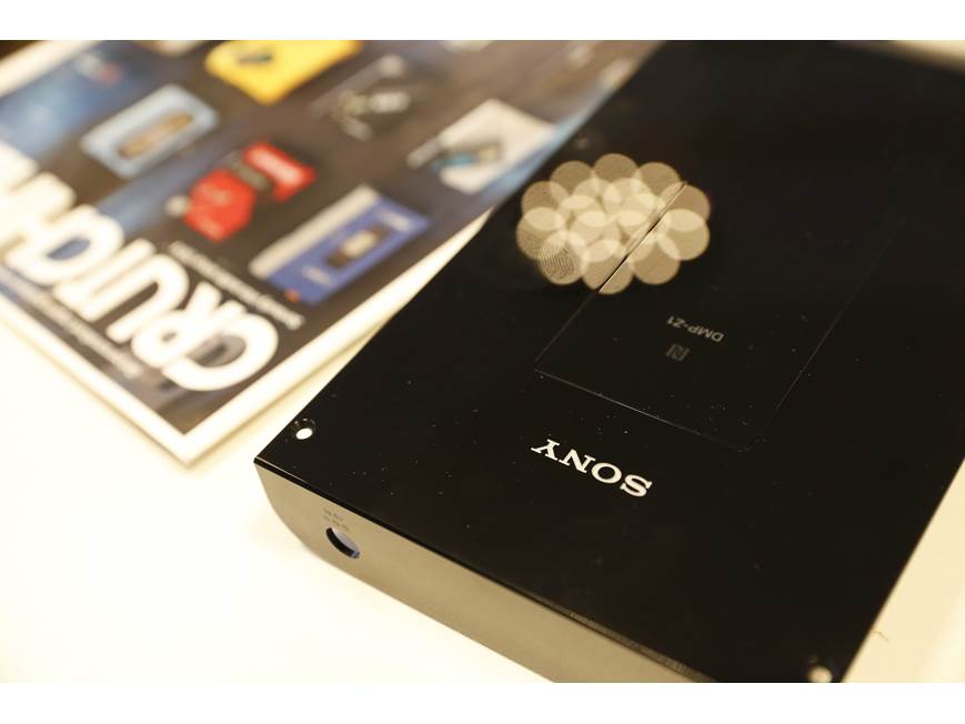 Sony DMP-Z1 Signature Series High-resolution digital music player