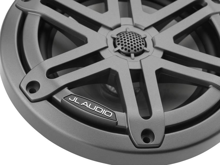 JL Audio M3-650X-S-GM vs Fusion SG-FL652SPC